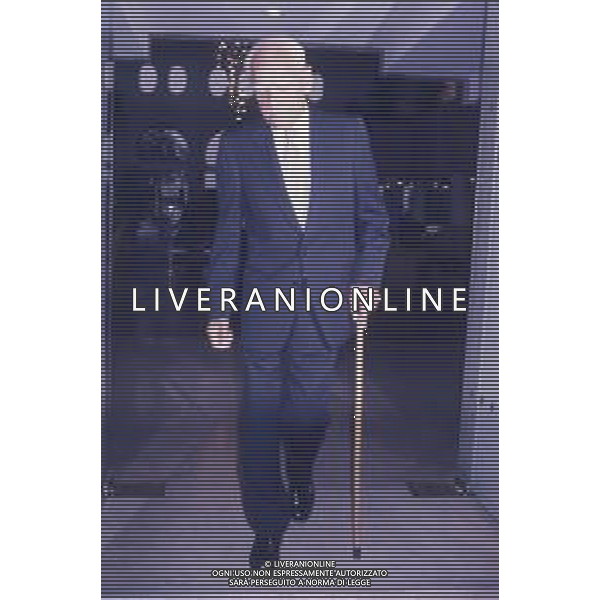 DIAP-RETROSPETTIVA ALBERTO MORAVIA SCRITTORE NELLA FOTO ALBERTO MORAVIA A VENEZIA NELL\'ANNO 1988 AG ALDO LIVERANI SAS