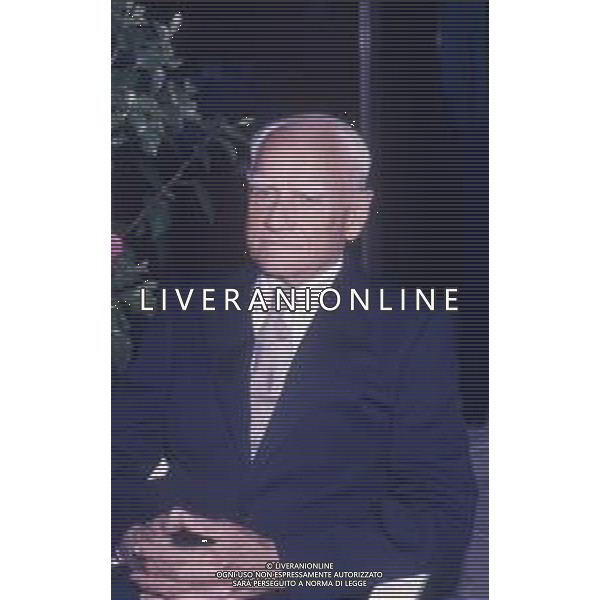 DIAP-RETROSPETTIVA ALBERTO MORAVIA SCRITTORE NELLA FOTO ALBERTO MORAVIA A VENEZIA NELL\'ANNO 1988 AG ALDO LIVERANI SAS
