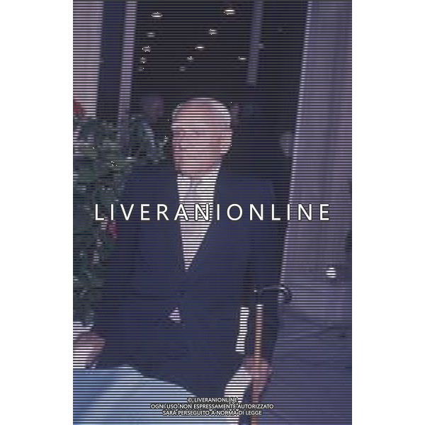 DIAP-RETROSPETTIVA ALBERTO MORAVIA SCRITTORE NELLA FOTO ALBERTO MORAVIA A VENEZIA NELL\'ANNO 1988 AG ALDO LIVERANI SAS