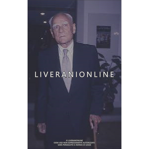 DIAP-RETROSPETTIVA ALBERTO MORAVIA SCRITTORE NELLA FOTO ALBERTO MORAVIA A VENEZIA NELL\'ANNO 1988 AG ALDO LIVERANI SAS