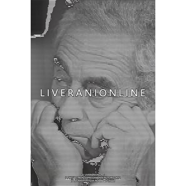 NEG-RETROSPETTIVA MICHELANGELO ANTONIONI REGISTA NELLA FOTO MICHELANGELO ANTONIONI A RIMINI NELL\'ANNO 1985 AG ALDO LIVERANI SAS