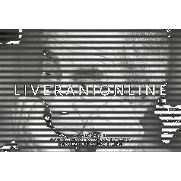 NEG-RETROSPETTIVA MICHELANGELO ANTONIONI REGISTA NELLA FOTO MICHELANGELO ANTONIONI A RIMINI NELL\'ANNO 1985 AG ALDO LIVERANI SAS