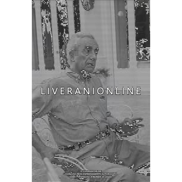NEG-RETROSPETTIVA MICHELANGELO ANTONIONI REGISTA NELLA FOTO MICHELANGELO ANTONIONI A RIMINI NELL\'ANNO 1985 AG ALDO LIVERANI SAS