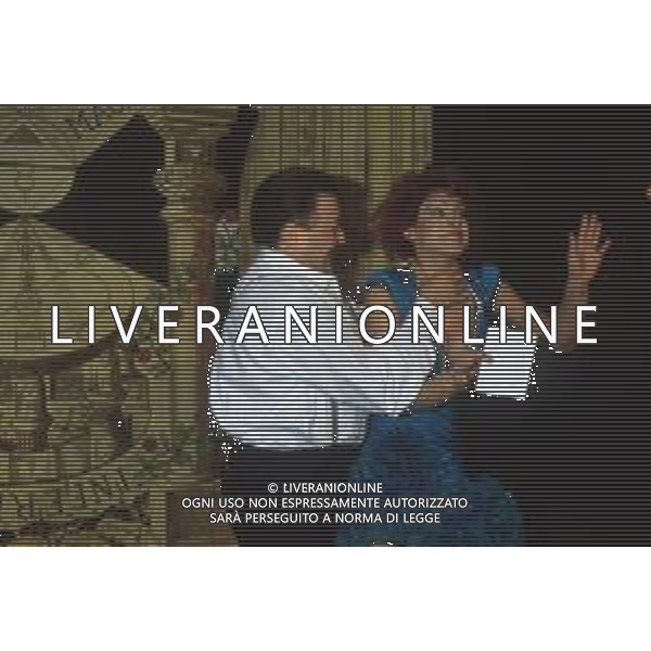 DIAP-RETROSPETTIVA CARMEN RUSSO ATTRICE NELLA FOTO CARMEN RUSSO CON MASSIMO BOLDI NELLA TRASMISSIONE TELEVISIVA “GRAND HOTEL “ NELL\'ANNO 1986 AG ALDO LIVERANI SAS