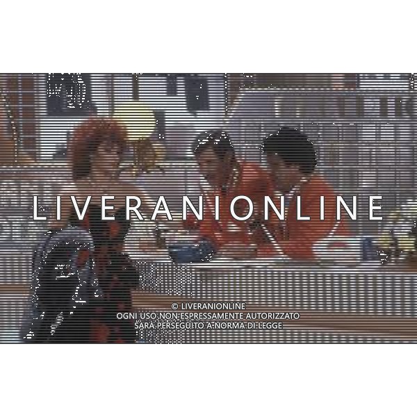 DIAP-RETROSPETTIVA CARMEN RUSSO ATTRICE NELLA FOTO CARMEN RUSSO NELLA TRASMISSIONE TELEVISIVA “GRAND HOTEL “ NELL\'ANNO 1986 AG ALDO LIVERANI SAS