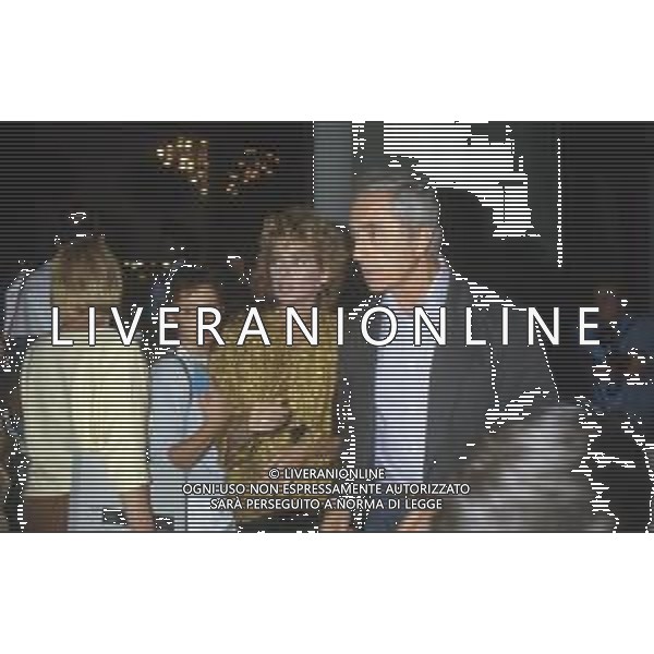 DIAP-RETROSPETTIVA MICHELANGELO ANTONIONI REGISTA NELLA FOTO MICHELANGELO ANTONIONI A VENEZIA NELL\'ANNO 1985 CON ENRICA BONACCORTI AG ALDO LIVERANI SAS