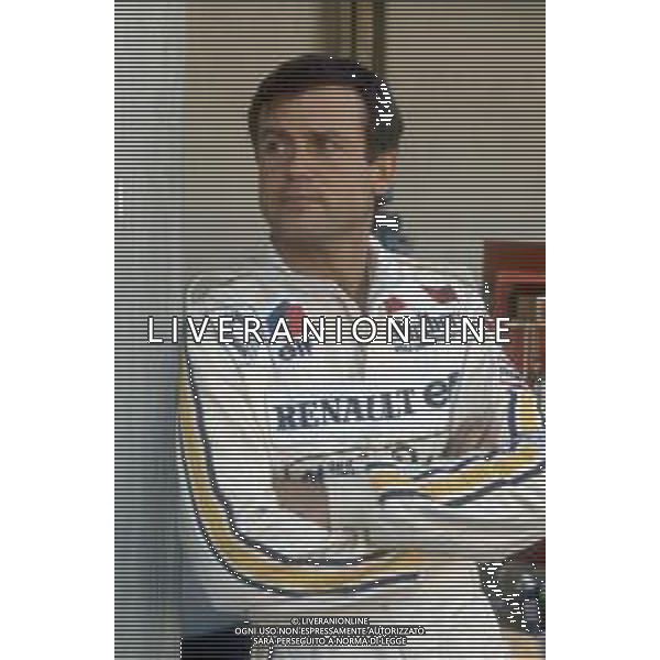 DIAP-RETROSPETTIVA PATRICK TAMBAY PILOTA F1 NELLA FOTO PATRICK TAMBAY NELL\'ANNO 1985 AG ALDO LIVERANI SAS