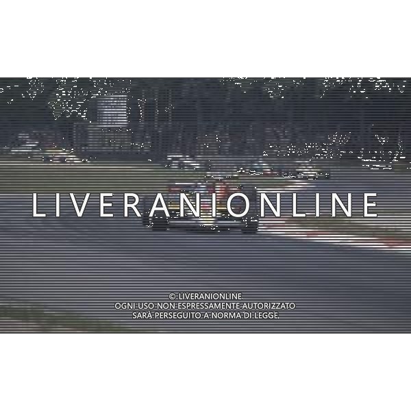 DIAP-RETROSPETTIVA PATRICK TAMBAY PILOTA F1 NELLA FOTO PATRICK TAMBAY NELL\'ANNO 1985 AG ALDO LIVERANI SAS