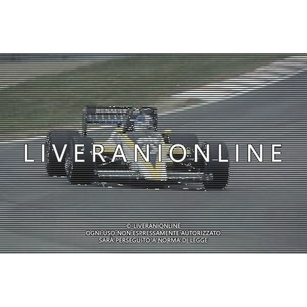 DIAP-RETROSPETTIVA PATRICK TAMBAY PILOTA F1 NELLA FOTO PATRICK TAMBAY NELL\'ANNO 1985 AG ALDO LIVERANI SAS