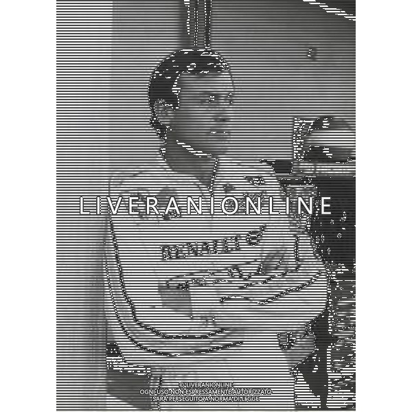 DIAP-RETROSPETTIVA PATRICK TAMBAY PILOTA F1 NELLA FOTO PATRICK TAMBAY NELL\'ANNO 1985 AG ALDO LIVERANI SAS