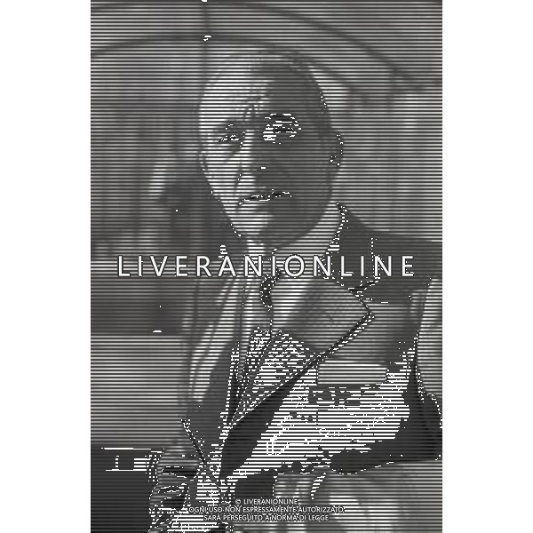 NEG-RETROSPETTIVA DINO VIOLA PRESIDENTE ROMA CALCIO NELLA FOTO DINO VIOLA PRESIDENTE DELLA ROMA CALCIO NELL\'ANNO 1980 A SAN SIRO AG ALDO LIVERANI SAS