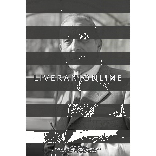 NEG-RETROSPETTIVA DINO VIOLA PRESIDENTE ROMA CALCIO NELLA FOTO DINO VIOLA PRESIDENTE DELLA ROMA CALCIO NELL\'ANNO 1980 A SAN SIRO AG ALDO LIVERANI SAS