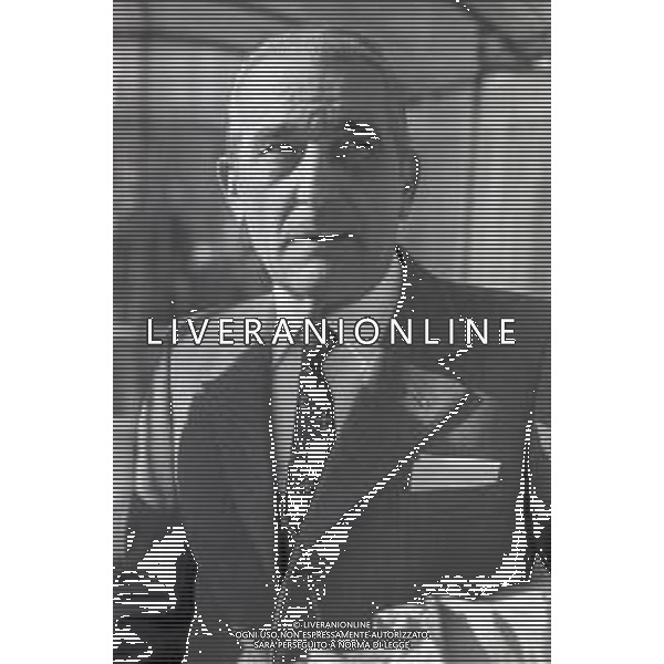 NEG-RETROSPETTIVA DINO VIOLA PRESIDENTE ROMA CALCIO NELLA FOTO DINO VIOLA PRESIDENTE DELLA ROMA CALCIO NELL\'ANNO 1980 A SAN SIRO AG ALDO LIVERANI SAS