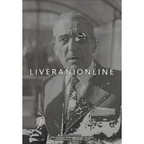 NEG-RETROSPETTIVA DINO VIOLA PRESIDENTE ROMA CALCIO NELLA FOTO DINO VIOLA PRESIDENTE DELLA ROMA CALCIO NELL\'ANNO 1980 A SAN SIRO AG ALDO LIVERANI SAS