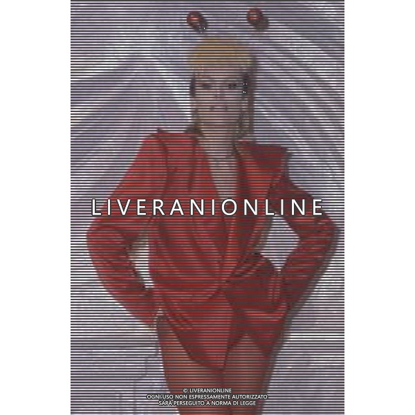 DIAP-RETROSPETTIVA DONATELLA RETTORE CANTANTE NELLA FOTO DONATELLA RETTORE A ROMA NELL\'ANNO 1982 FOTO EDGARDO DELLA SCORCIOSA-AG ALDO LIVERANI SAS