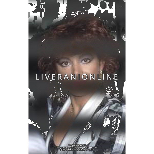 DIAP-RETROSPETTIVA CARMEN RUSSO ATTRICE NELLA FOTO CARMEN RUSSO NELL\'ANNO 1985 AG ALDO LIVERANI SAS 