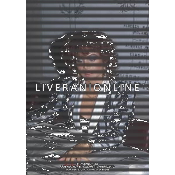 DIAP-RETROSPETTIVA CARMEN RUSSO ATTRICE NELLA FOTO CARMEN RUSSO NELL\'ANNO 1985 AG ALDO LIVERANI SAS 