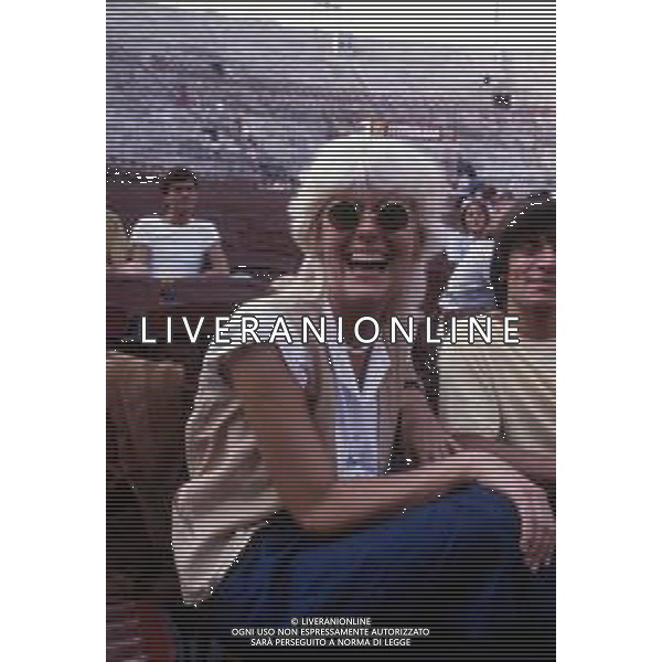 DIAP-RETROSPETTIVA DONATELLA RETTORE CANTANTE NELLA FOTO DONATELLA RETTORE NELL\'ANNO 1980 AL FESTIVALBAR A VERONA  AG ALDO LIVERANI SAS 