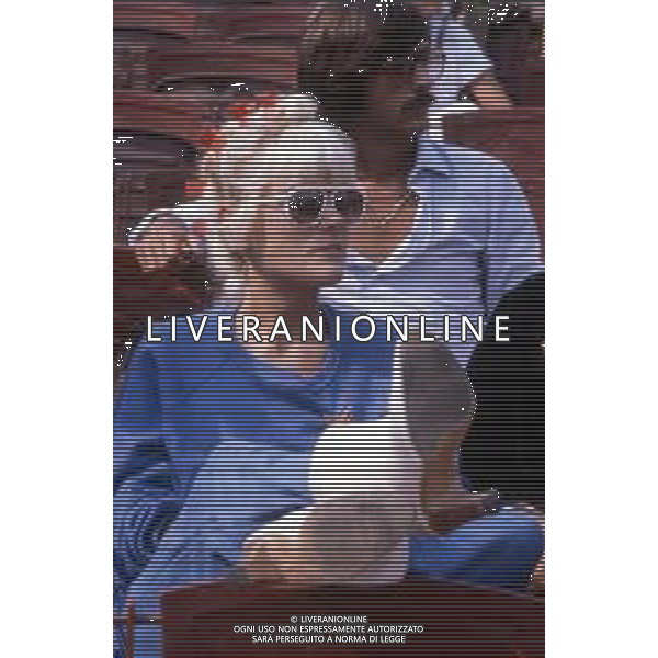 DIAP-RETROSPETTIVA DONATELLA RETTORE CANTANTE NELLA FOTO DONATELLA RETTORE NELL\'ANNO 1980 AL FESTIVALBAR A VERONA  AG ALDO LIVERANI SAS 