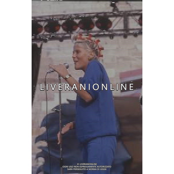 DIAP-RETROSPETTIVA DONATELLA RETTORE CANTANTE NELLA FOTO DONATELLA RETTORE NELL\'ANNO 1980 AL FESTIVALBAR A VERONA  AG ALDO LIVERANI SAS 