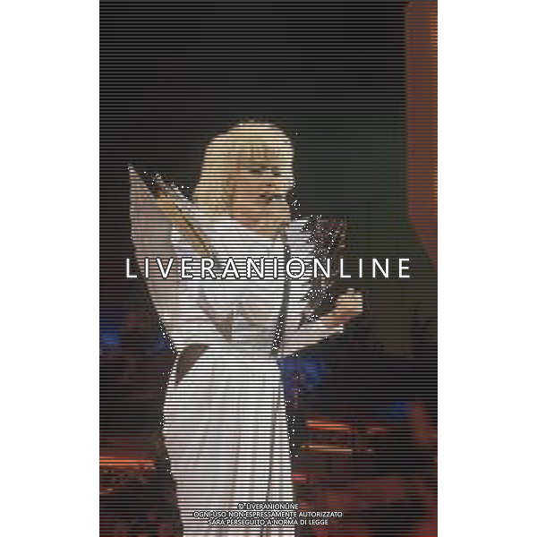 DIAP-RETROSPETTIVA DONATELLA RETTORE CANTANTE NELLA FOTO DONATELLA RETTORE NELL\'ANNO 1986 AL FESTIVAL DI SANREMO AG ALDO LIVERANI SAS