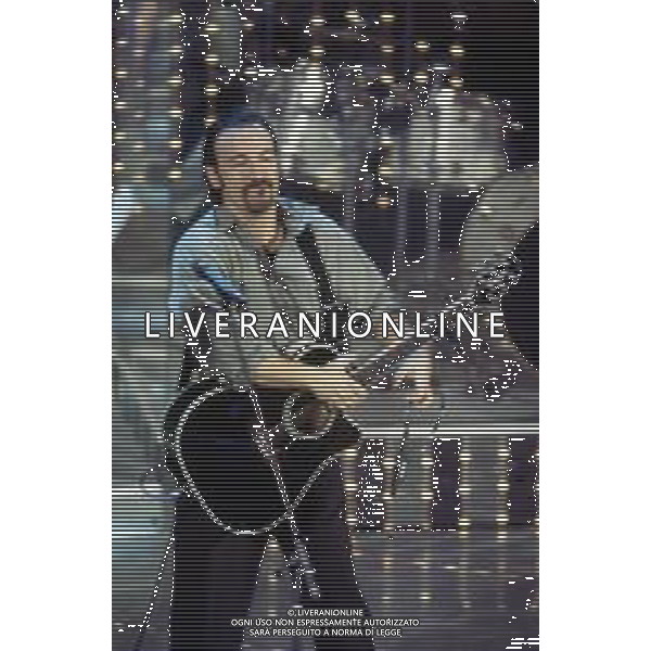 DIAP-RETROSPETTIVA BRUCE SPRINGSTEEN CANTANTE NELLA FOTO BRUCE SPRINGSTEEN OSPITE AL FESTIVAL DI SANREMO NELL\'ANNO 1996 AG ALDO LIVERANI SAS