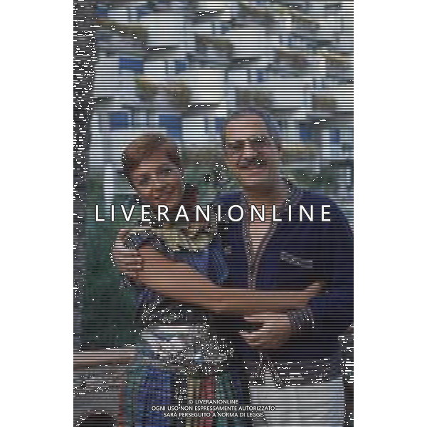 DIAP-RETROSPETTIVA NINO MNFREDI ATTORE NELLA FOTO NINO MANFREDI CON LA MOGLIE ERMINIA FOTO MARIO DOTTI-AG ALDO LIVERANI SAS