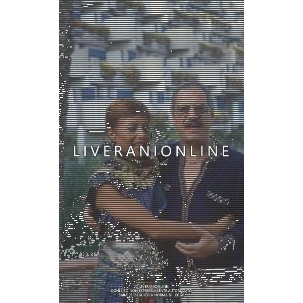 DIAP-RETROSPETTIVA NINO MNFREDI ATTORE NELLA FOTO NINO MANFREDI CON LA MOGLIE ERMINIA FOTO MARIO DOTTI-AG ALDO LIVERANI SAS