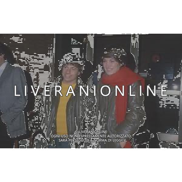 DIAP-RETROSPETTIVA RICCARDO COCCIANTE CANTANTE NELLA FOTO RICCARDO COCCIANTE CON LA MOGLIE A ROMA AG ALDO LIVERANI SAS