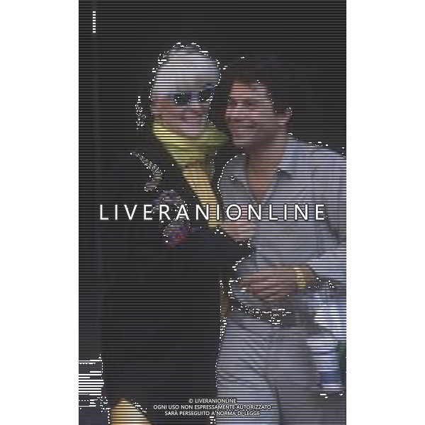 DIAP-RETROSPETTIVA DONATELLA RETTORE CANTANTE NELLA FOTO DONATELLA RETTORE NELL\'ANNO 1985 CON CLAUDIO REGO A ROMA FOTO EDGARDO DELLA SCORCIOSA-AG ALDO LIVERANI SAS