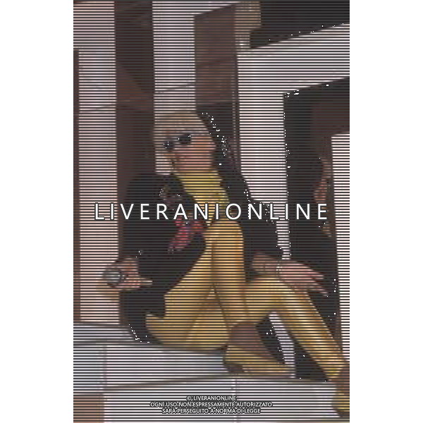 DIAP-RETROSPETTIVA DONATELLA RETTORE CANTANTE NELLA FOTO DONATELLA RETTORE NELL\'ANNO 1985 A ROMA FOTO EDGARDO DELLA SCORCIOSA-AG ALDO LIVERANI SAS