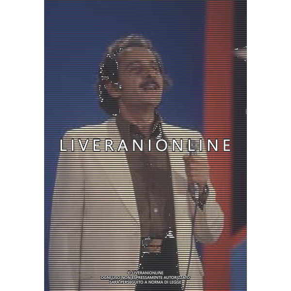 DIAP-RETROSPETTIVA DOMENICO MODUGNO CANTANTE NELLA FOTO DOMENICO MODUGNO  AG ALDO LIVERANI SAS  
