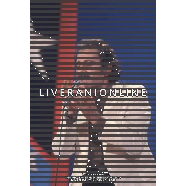 DIAP-RETROSPETTIVA DOMENICO MODUGNO CANTANTE NELLA FOTO DOMENICO MODUGNO  AG ALDO LIVERANI SAS  
