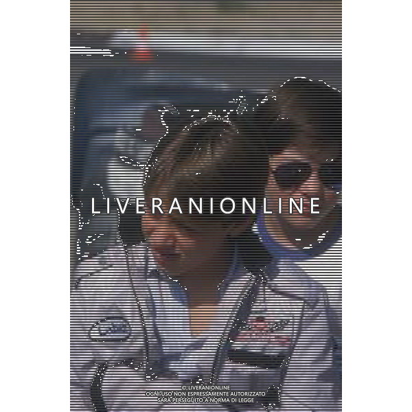 DIAP-RETROSPETTIVA JACQUES VILLENEUVE PILOTA NELLA FOTO JACQUES VILLENEUVE CON LA MADRE JOANNA E LA SORELLA MELANIA NELL\'ANNO 1985 AG ALDO LIVERANI SAS