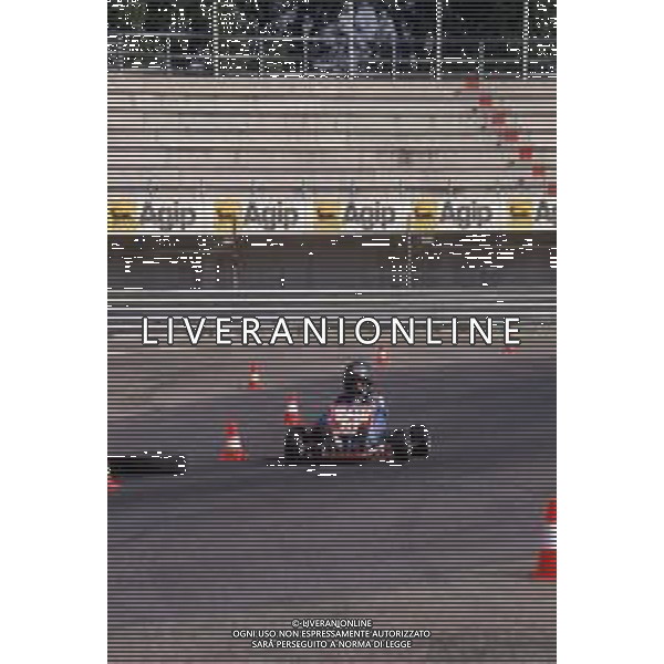 DIAP-RETROSPETTIVA JACQUES VILLENEUVE PILOTA NELLA FOTO JACQUES VILLENEUVE CON LA MADRE JOANNA E LA SORELLA MELANIA NELL\'ANNO 1985 AG ALDO LIVERANI SAS