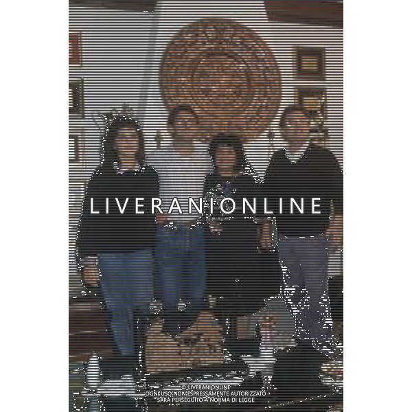DIAP-RETROSPETTIVA IVAN CAPELLI PILOTA F1 NELLA FOTO IVAN CAPELLI CON LA FAMIGLIA AG ACONTROLUCE-AG ALDO LIVERANI SAS 