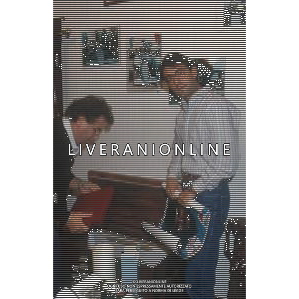 DIAP-RETROSPETTIVA IVAN CAPELLI PILOTA F1 NELLA FOTO IVAN CAPELLI CON LA FAMIGLIA AG ACONTROLUCE-AG ALDO LIVERANI SAS 