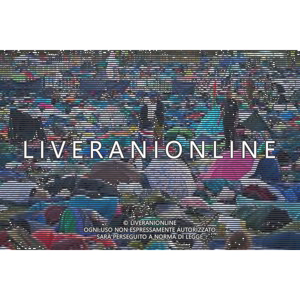 Roma 3 Agosto 2025 Il Risveglio dei Pellegrini dopo la notte del Giubuleo dei Giovani - Giubileo dei Giovani 2025 Nella foto: Il Risveglio dei Pellegrini dopo la notte del Giubuleo dei Giovani - Giubileo dei Giovani 2025 Foto Credit: Andrea Bracaglia AG ALDO LIVERANI SAS