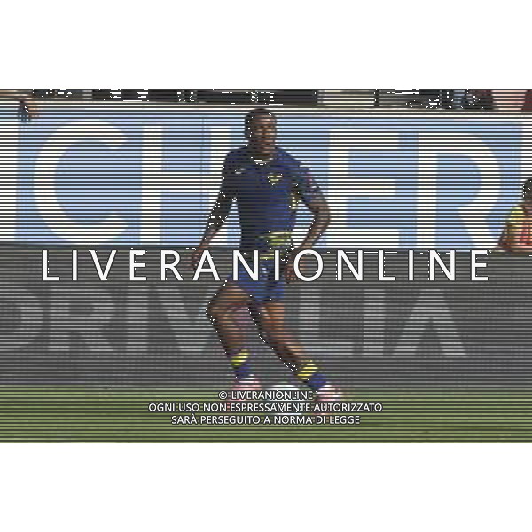 Jackson Tchatchoua of Hellas Verona FC play the ball during SudTirol vs Hellas Verona FC, 4° Test Match, at Druso stadium in Bolzano (BZ), on August 03, 2025. (Photo by Davide Casentini) AG ALDO LIVERANI SAS