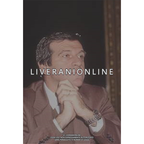 DIAP-RETROSPETTIVA GIORGIO BENVENUTO POLITICO NELLA FOTO GIORGIO BENVENUTO A MILANO NELL\'ANNO 1986 AG ALDO LIVERANI SAS