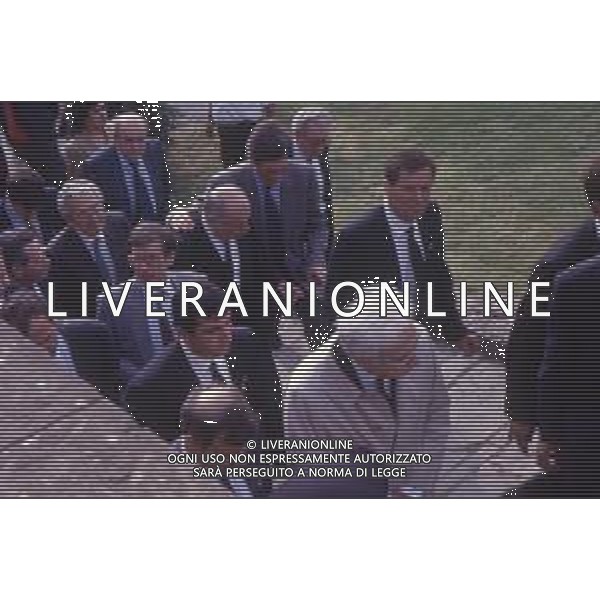 DIAP-RETROSPETTIVA FRANCESCO COSSIGA POLITICO NELLA FOTO FRANCESCO COSSIGA PRESIDENTE DELLA REPUBBLICA ITALIANA IN VACANZA A CANSIGLIO NELL\'ANNO 1985 FOTO RENATO LANI-AG ALDO LIVERANI SAS