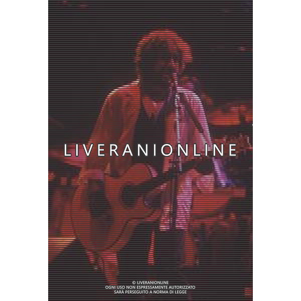 DIAP-RETROSPETTIVA BOB DYLAN CANTANTE NELLA FOTO BOB DYLAN A BOLOGNA NELL\'ANNO 1987 AG ALDO LIVERANI SAS