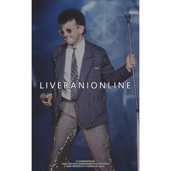 DIAP-RETROSPETTIVA ENRICO RUGGERI CANTANTE NELLA FOTO ENRICO RIGGERI NELL\'ANNO 1985 AG ALDO LIVERANI SAS
