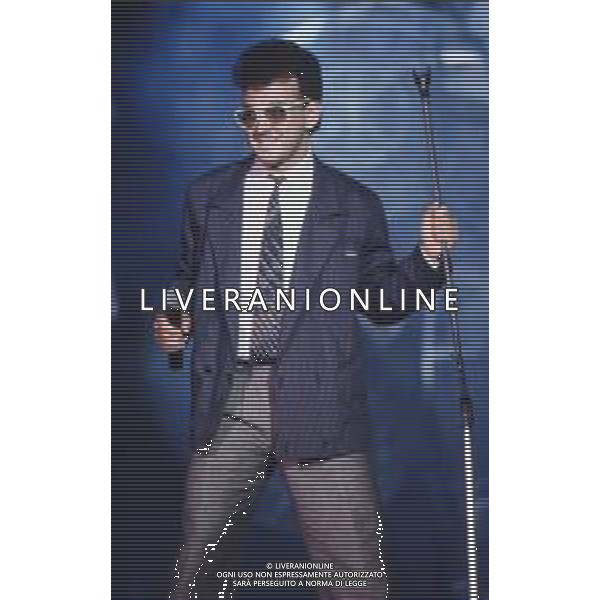 DIAP-RETROSPETTIVA ENRICO RUGGERI CANTANTE NELLA FOTO ENRICO RIGGERI NELL\'ANNO 1985 AG ALDO LIVERANI SAS