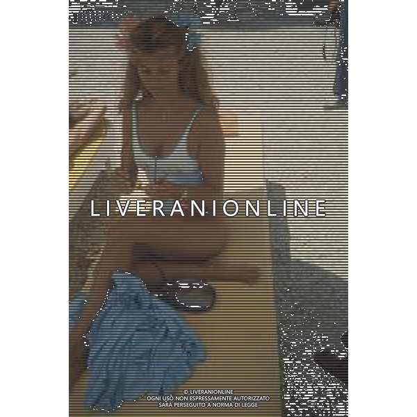 DIAP- RETROSPETTIVA ANTONELLA INTERLENGHI ATTRICE NELLA FOTO ANTONELLA INTERLENGHI A TAORMINA NELL\'ANNO 1985 AG ALDO LIVERANI SAS