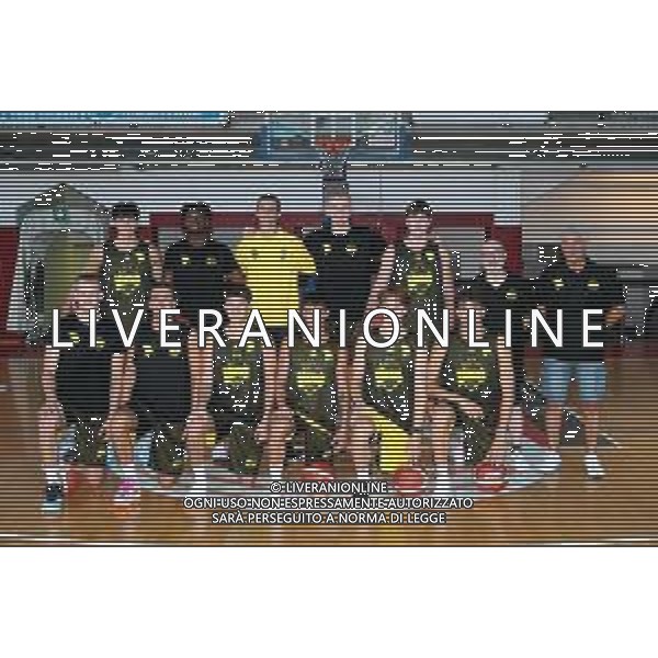 IMOLA 06 08 2025 PRIMO ALLENAMENTO VIRTUS IMOLA BASKET SERIE B1 NELLA FOTO ALLENATORE GIANLUIGI GALETTI VIRTUS IMOLA CON LA SQUADRA ©SANNA - AGENZIA ALDO LIVERANI SAS