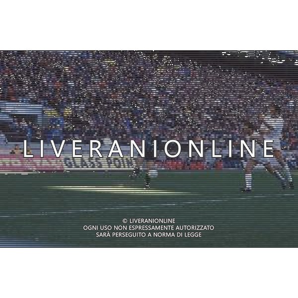 DIAP-RETROSPETTIVA DENNIS BERGKAMP CALCIATORE NELLA FOTO DENNIS BERGKAMP CON LA MAGLIA DELL\'INTER AG ALDO LIVERANI SAS