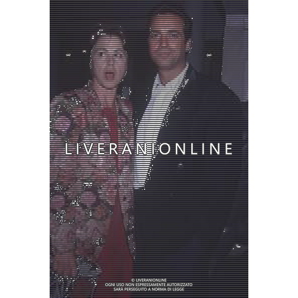 DIAP-RETROSPETTIVA OTTAVIA PICCOLO ATTRICE NELLA FOTO OTTAVIA PICCOLO CON MASSIMO GHINI A MILANO NELL\'ANNO 1990 AG ALDO LIVERANI SAS