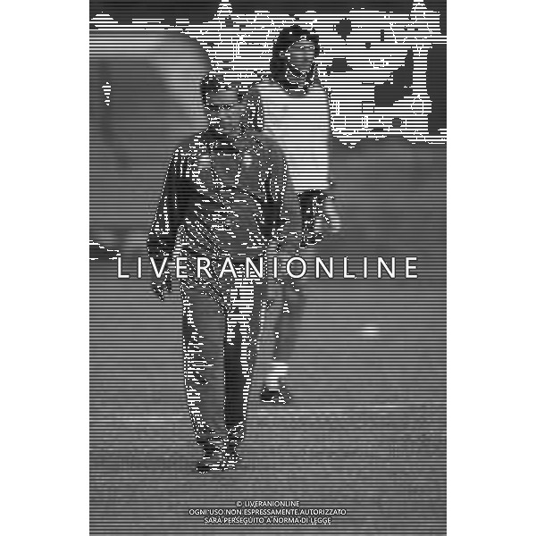 NEG-RETROSPETTIVA ROSARIO RAMPANTI ALLENATORE CALCIO NELLA FOTO ROSARIO RAMPANTI ALLENATORE TORINO CALCIO NELL\'ANNO 1994-1995 DURANTE L’ALLENAMENTO AG ALDO LIVERANI SAS