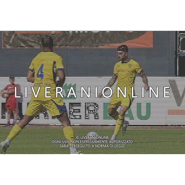 Nunez Gestoso Unaii of Hellas Verona FC play the ball during St Pauli FC 1910 vs Hellas Verona FC, 5° Test Match, at Velly Arena in Imst (A), on August 09, 2025. (Photo by Davide Casentini) AG ALDO LIVERANI SAS